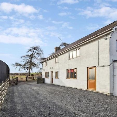 Upper Caerfaelog Farmhouse Llanbister Esterno foto